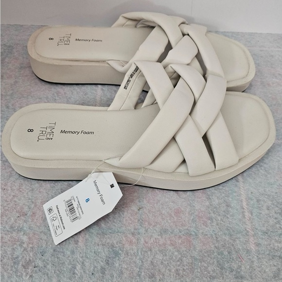 Time and Tru Xband Demi Wedge Sandal Women’s 8M Off White - Picture 1 of 6